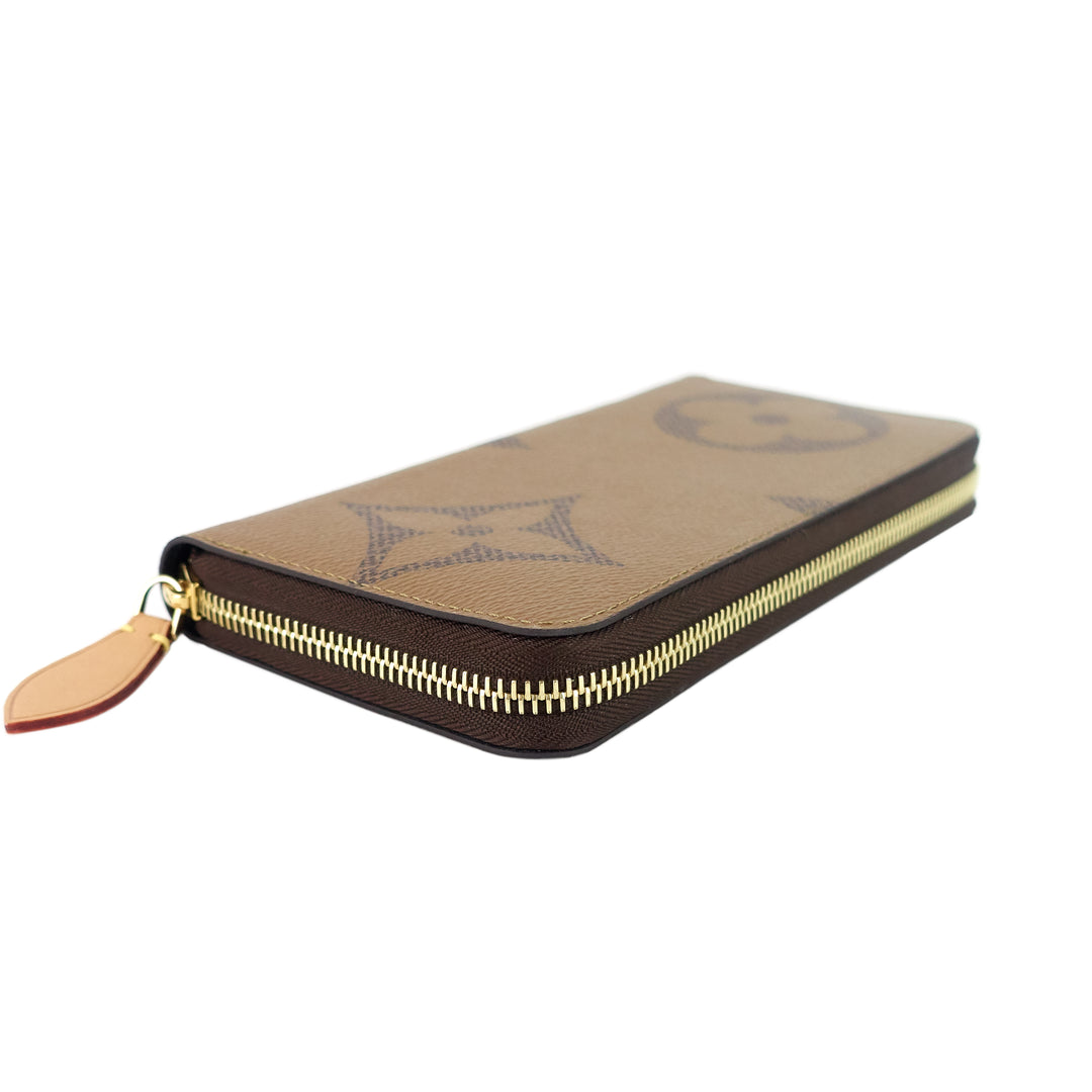 zippy giant reverse monogram canvas wallet