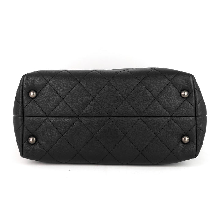 shopping in chains large calf leather bag