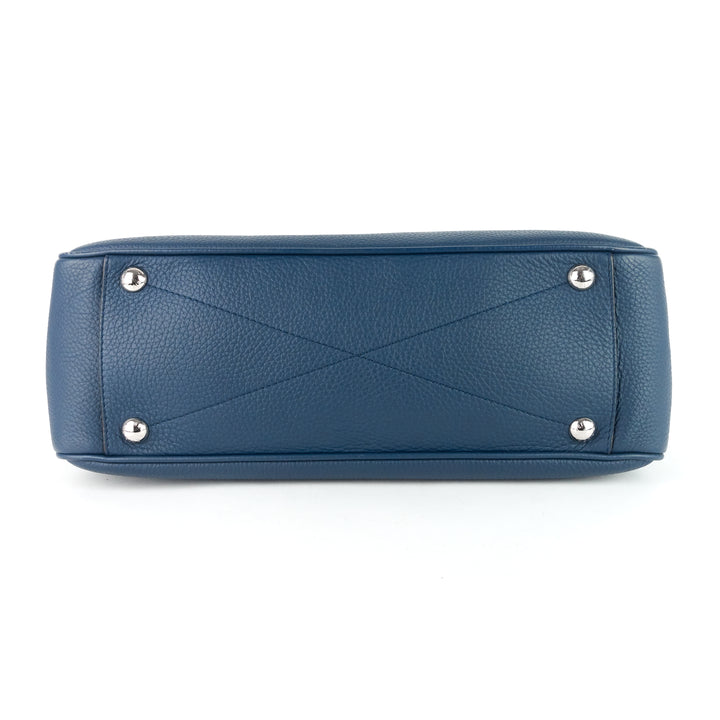 armand taurillon leather messenger bag