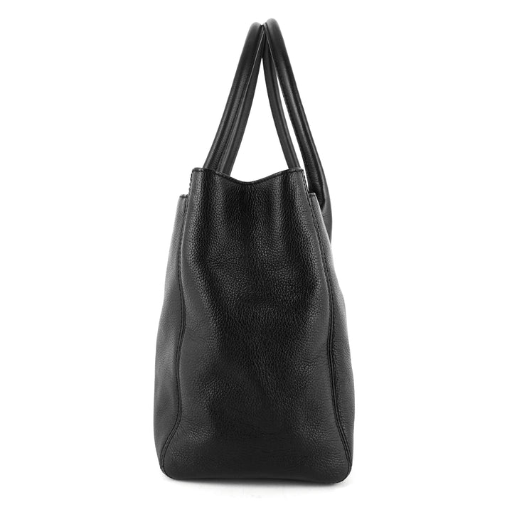 executive cerf caviar tote bag