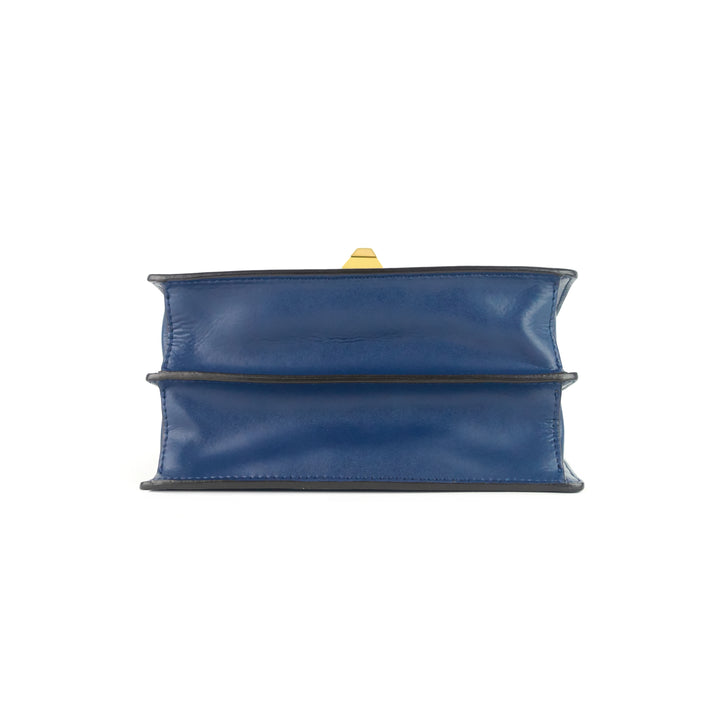 kan i small calfskin leather bag