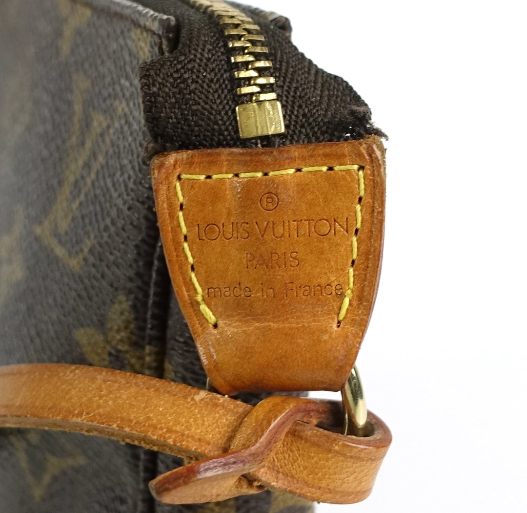 pochette accessoires monogram canvas bag