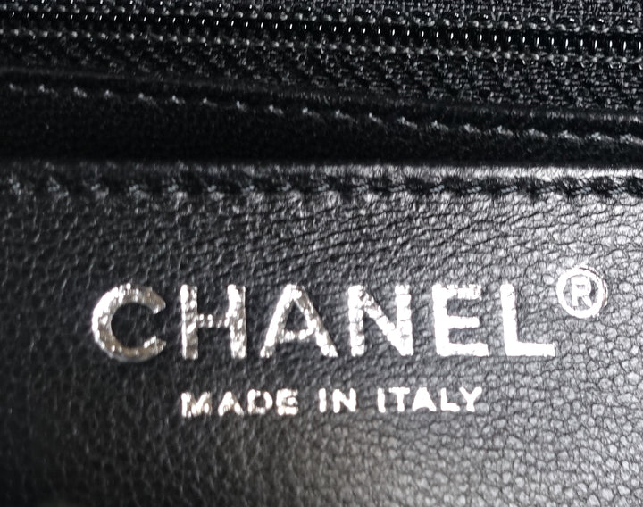 caviar leather jumbo flap bag