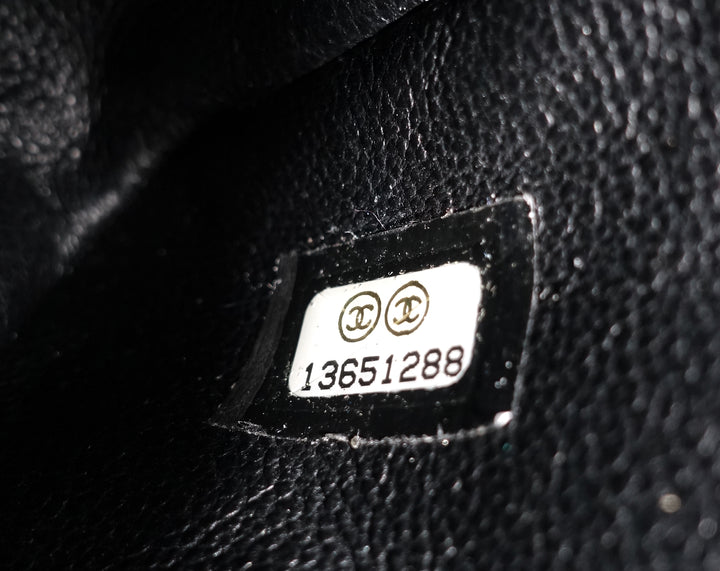 caviar leather jumbo flap bag