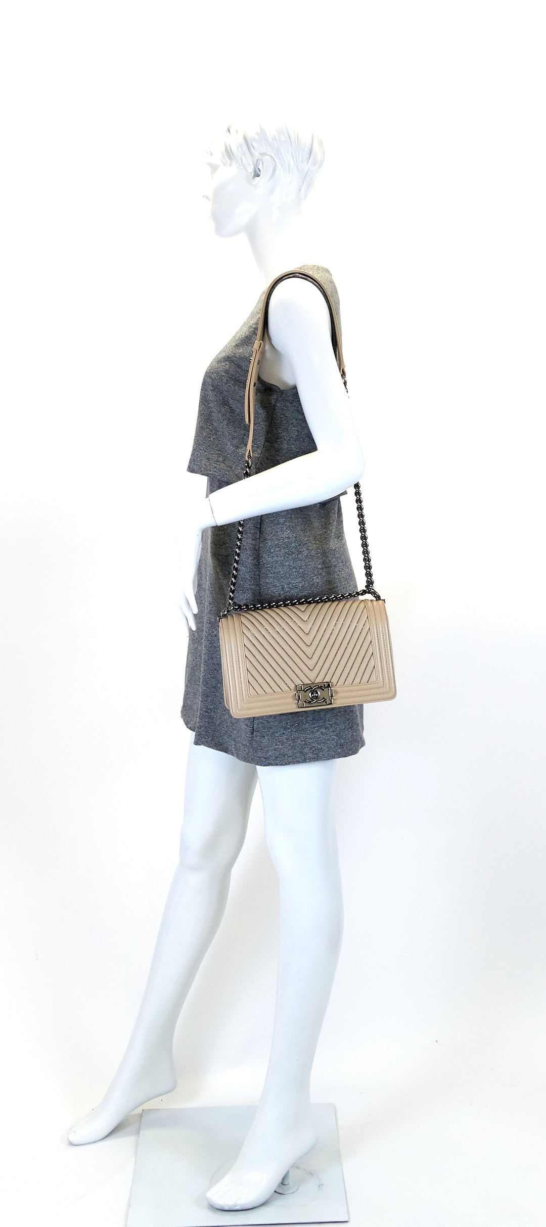 boy flap old medium chevron calf leather bag