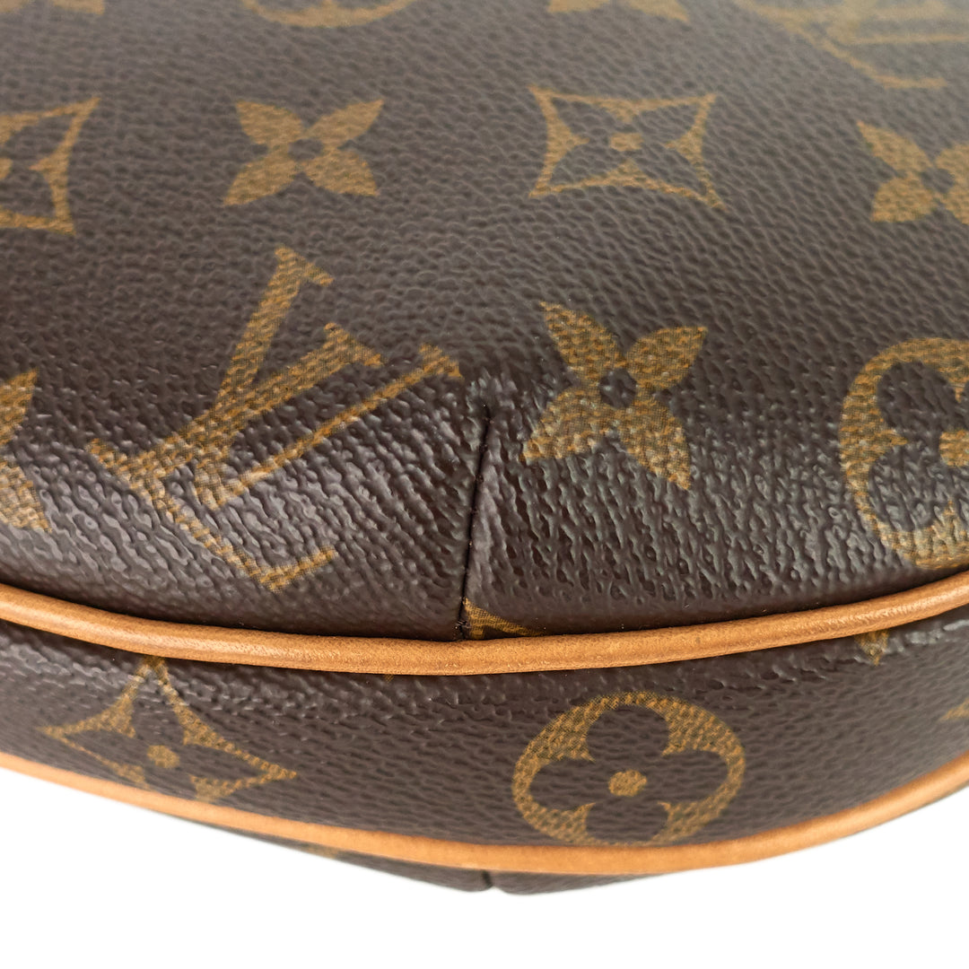 Croissant PM Monogram Canvas Bag