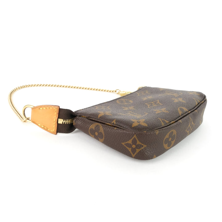 pochette accessoires mini monogram canvas bag