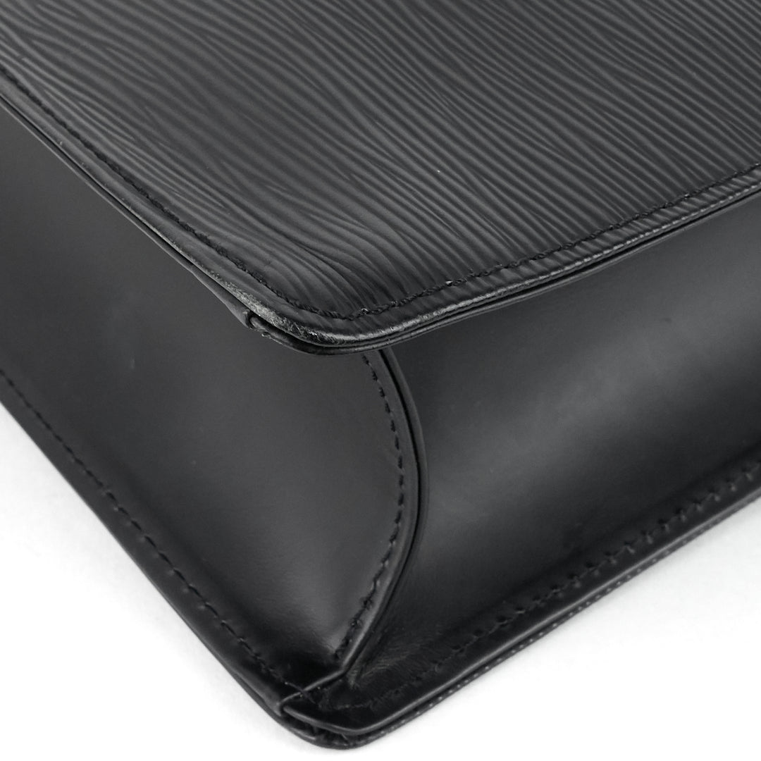sac plat gm black epi leather bag