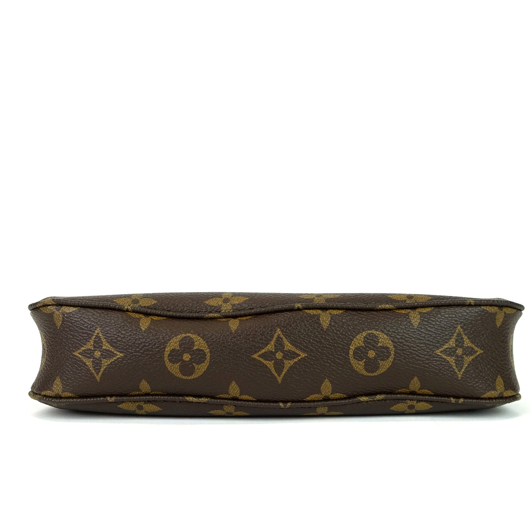 pochette accessoires nm monogram canvas bag