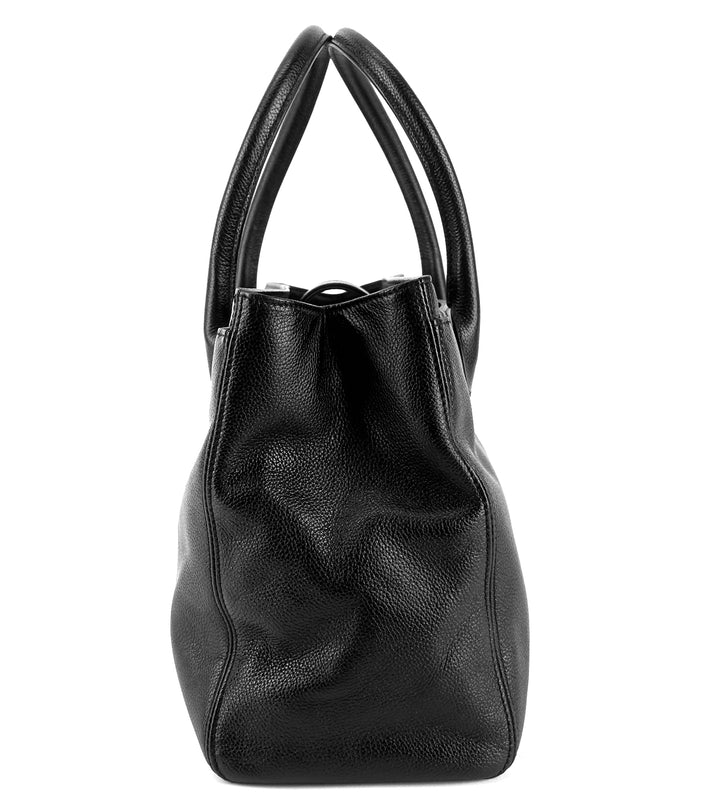 cerf executive xl caviar leather tote bag