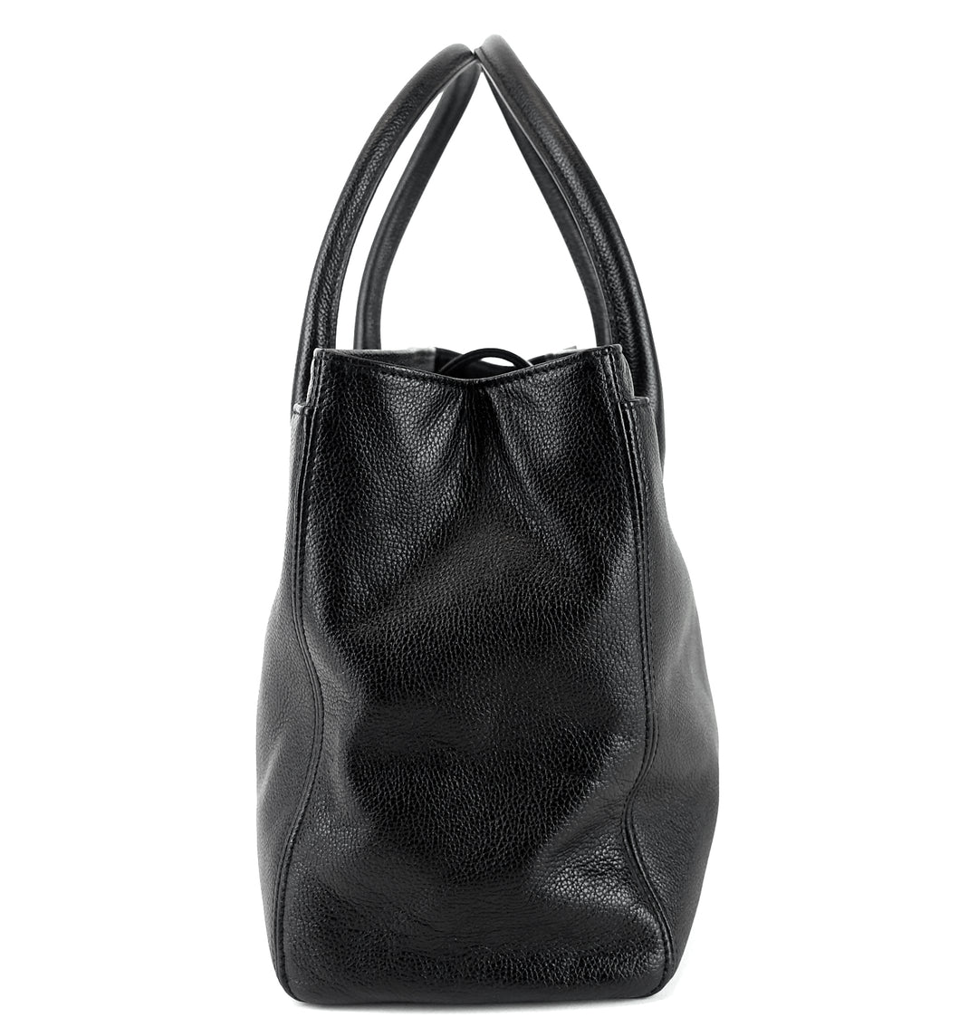 cerf executive xl caviar leather tote bag
