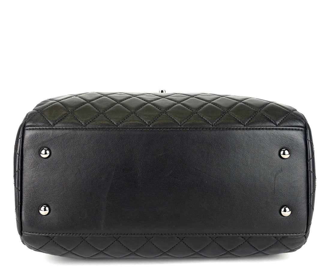 drawstring cc lock quilted lambskin leather bucket bag