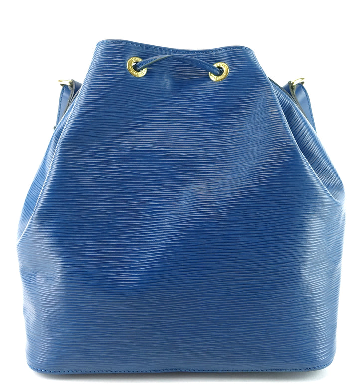 petit noe blue epi leather shoulder bag