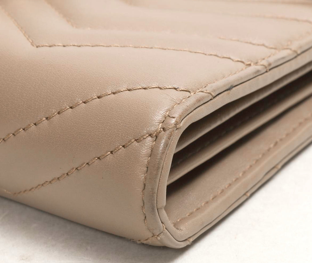 gg marmont matelasse leather wallet on a chain bag