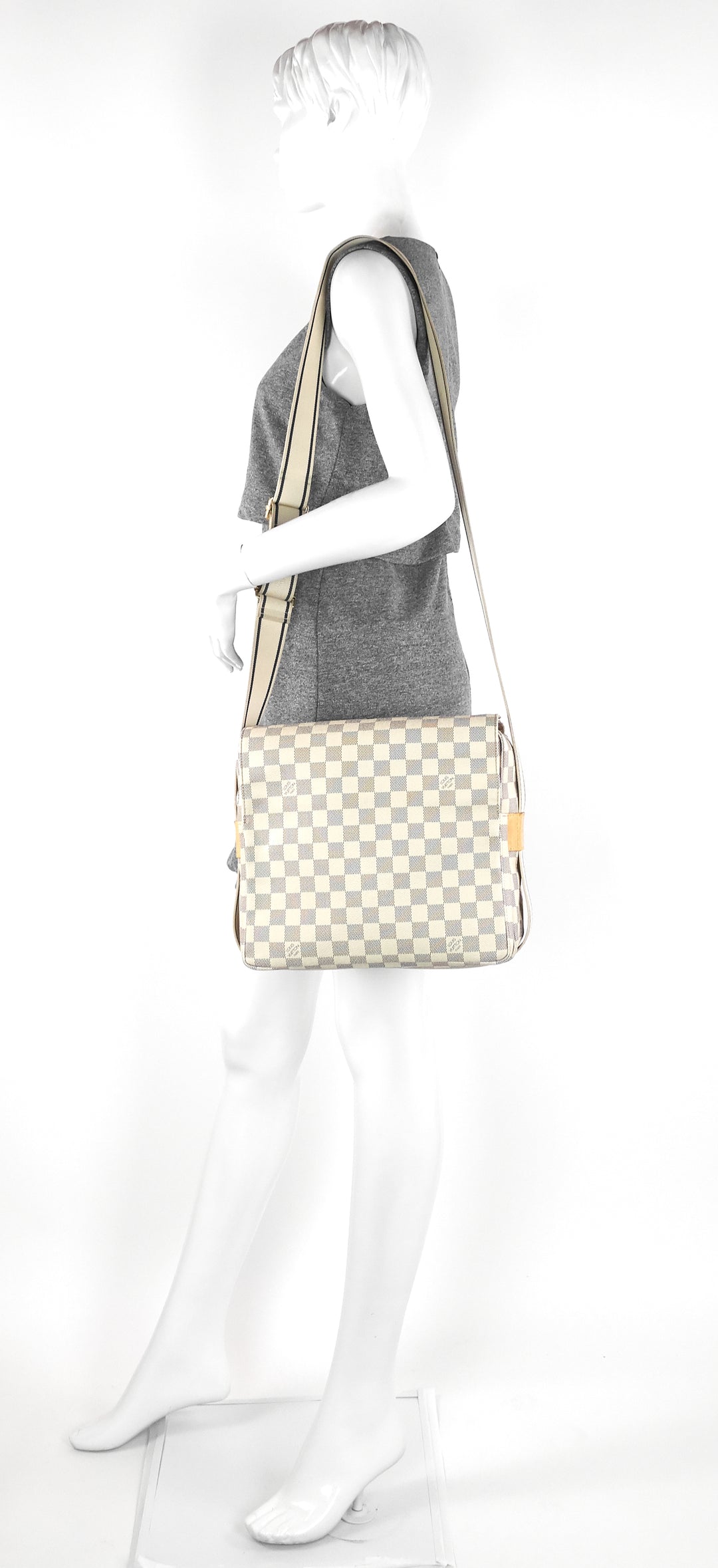 naviglio damier azur canvas messenger bag