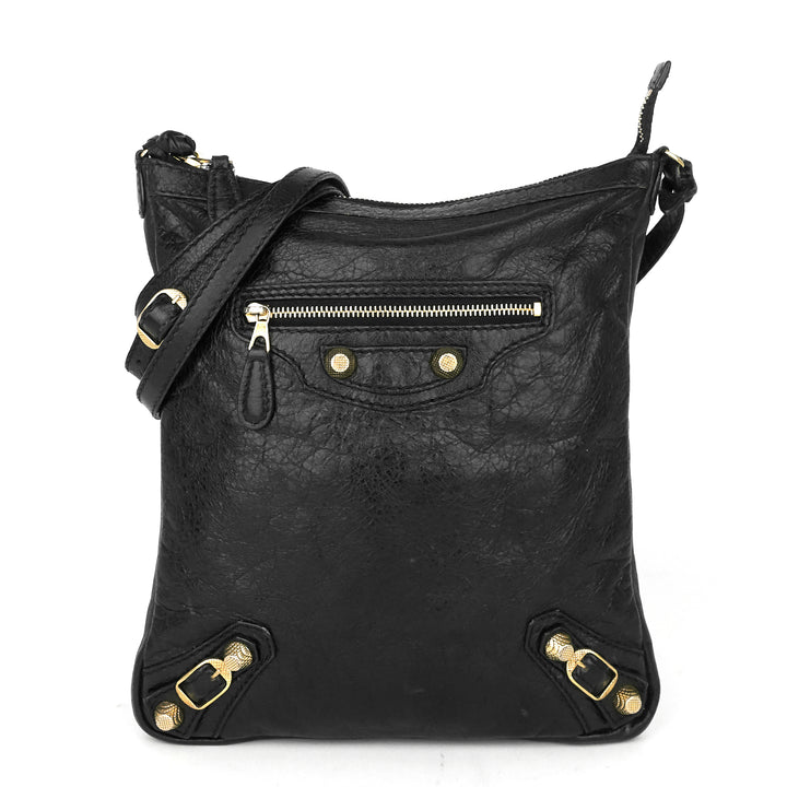 classic studs flat crossbody agneau leather bag