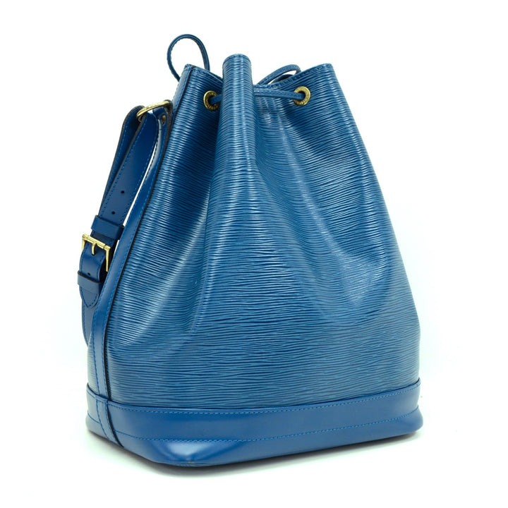 noe blue epi leather large shoulder bag