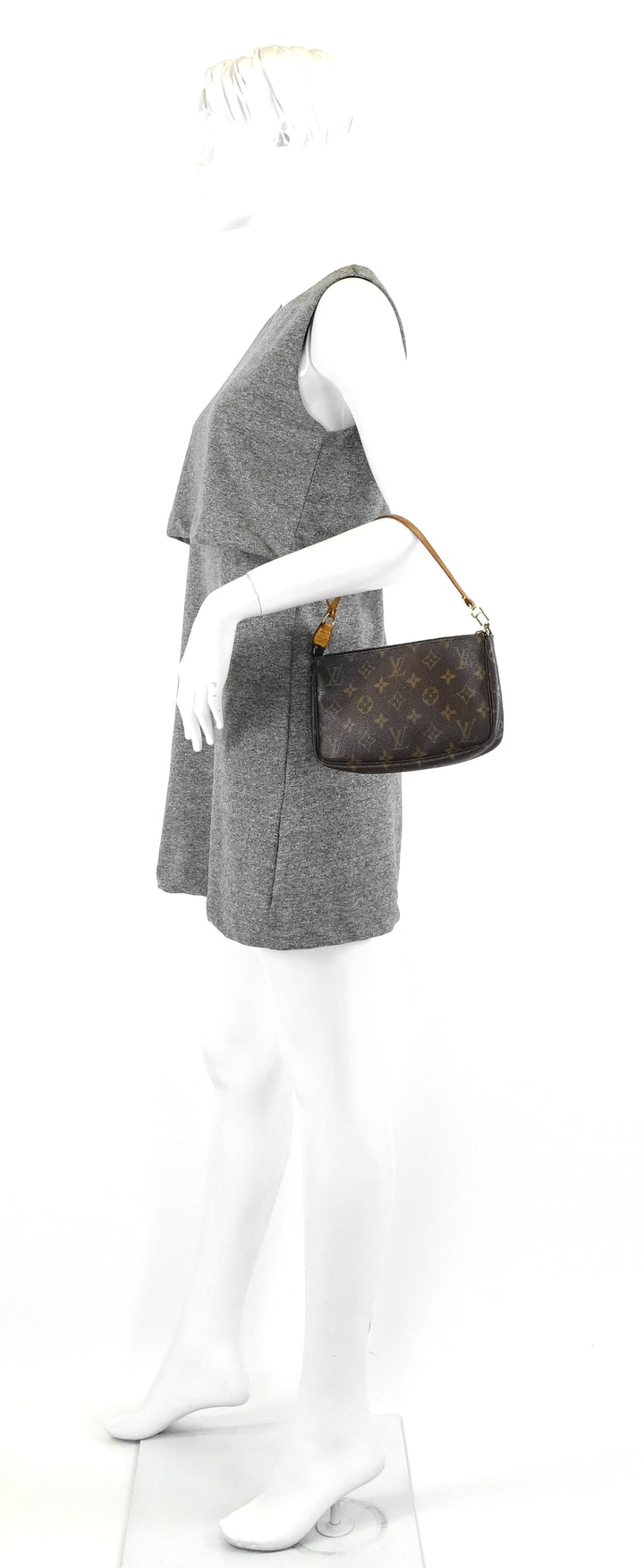 pochette accessoires monogram canvas bag