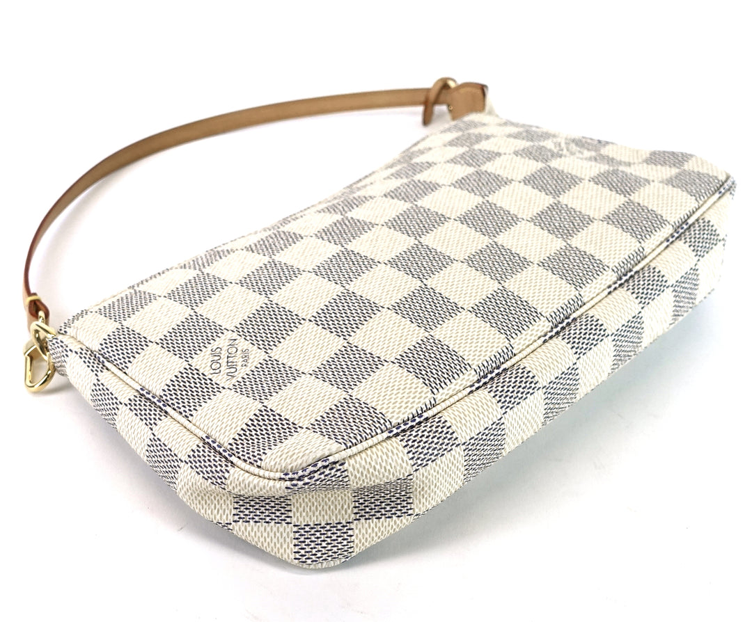 pochette accessoires damier azur canvas bag