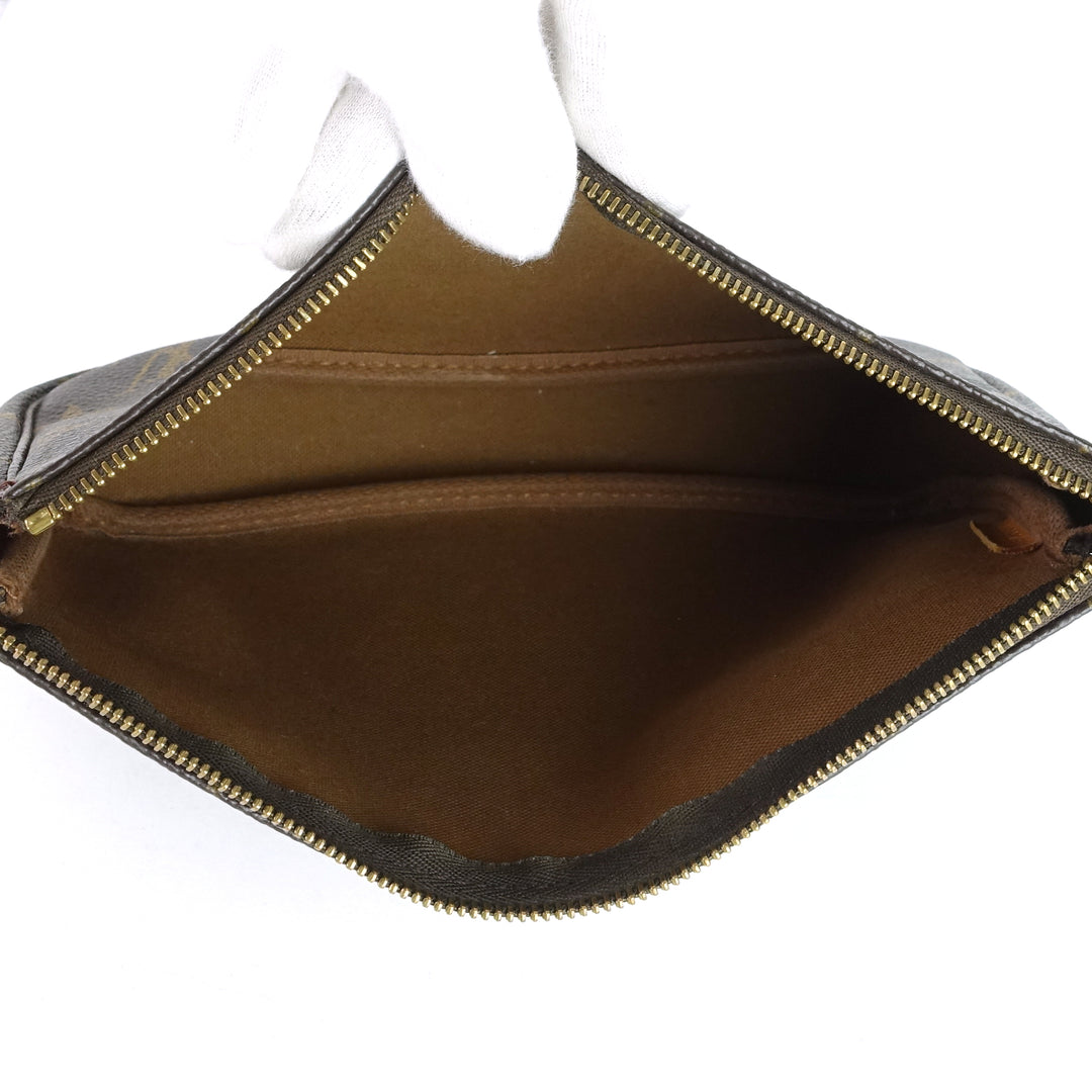 pochette accessoires monogram canvas bag