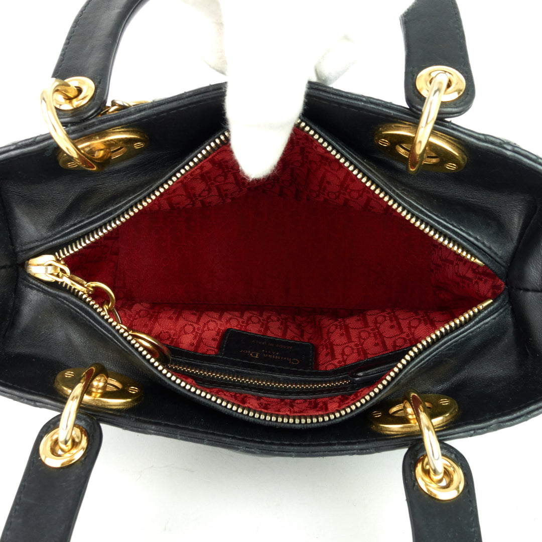 lady dior medium cannage lambskin bag