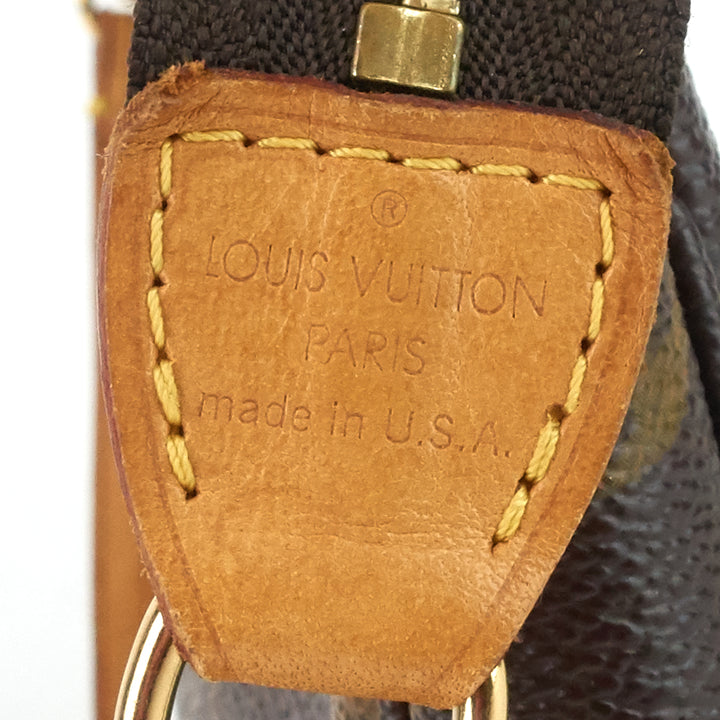pochette accessoires monogram canvas bag