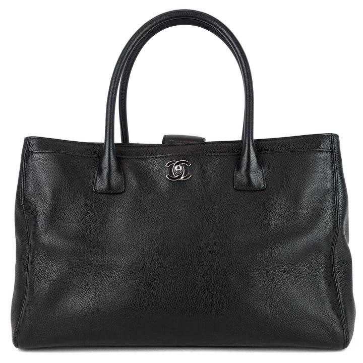 cerf executive xl caviar leather bag