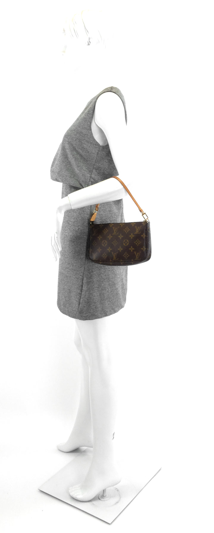 pochette accessoires monogram canvas bag