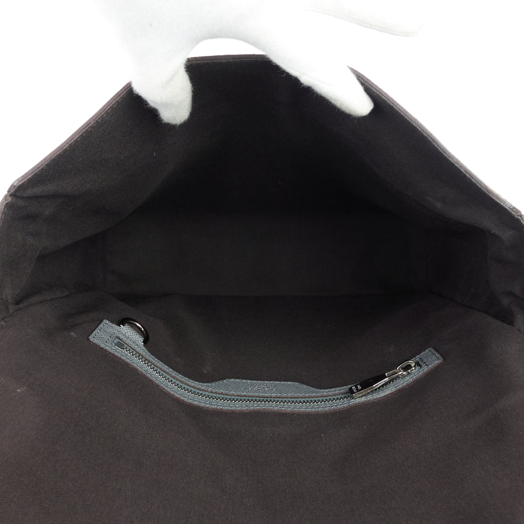 roman mm taiga leather messenger bag