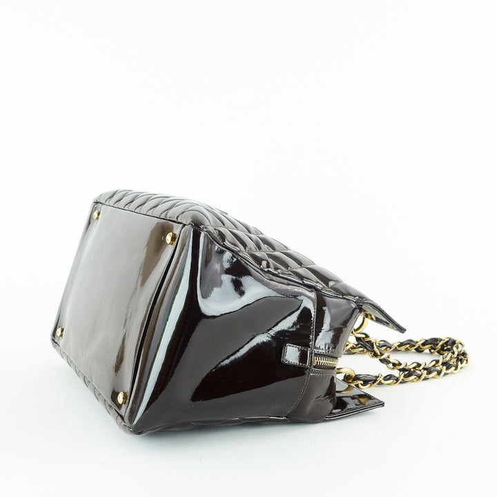 grand timeless tote quilted patent leather bag