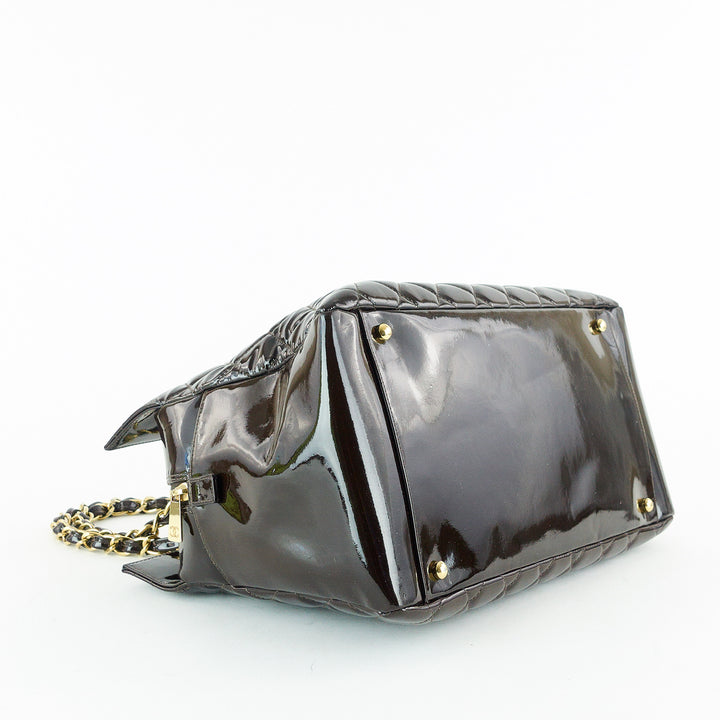 grand timeless tote quilted patent leather bag
