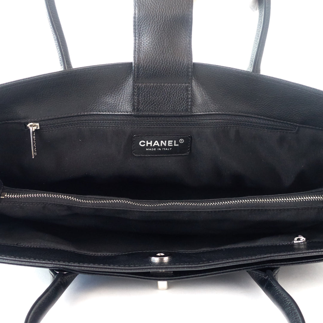 executive cerf xl caviar leather tote bag