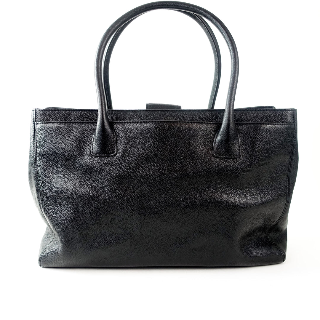 executive cerf xl caviar leather tote bag