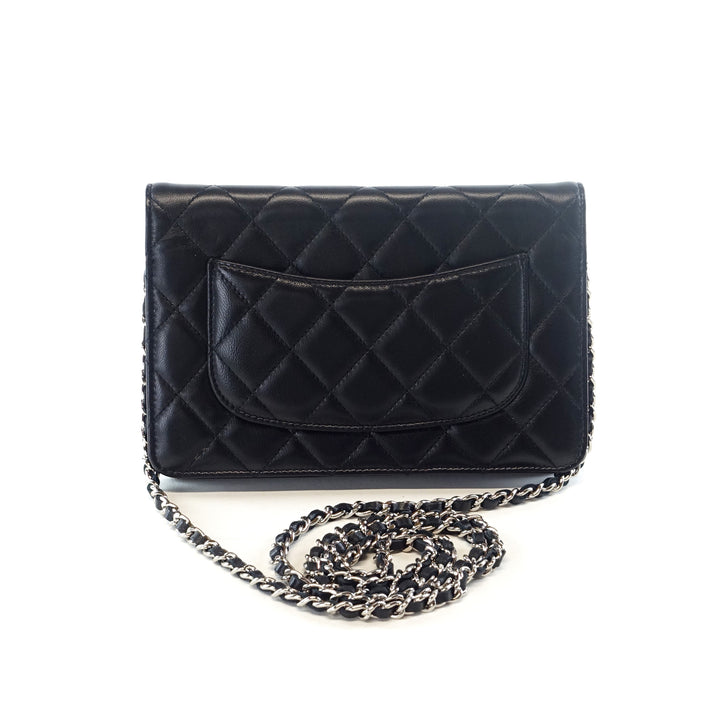 wallet on chain caviar leather bag