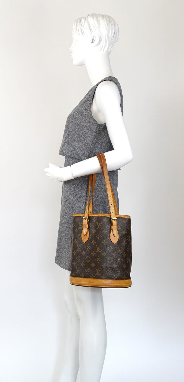 monogram canvas petit bucket
