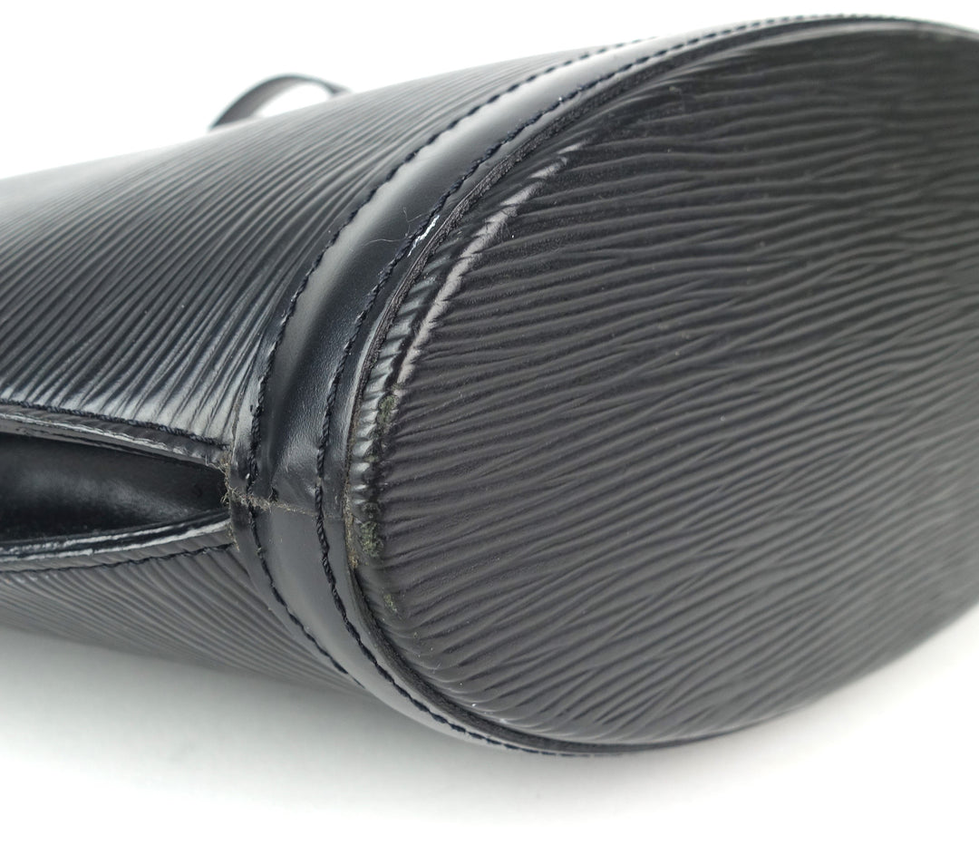 saint jacques gm epi leather shoulder bag