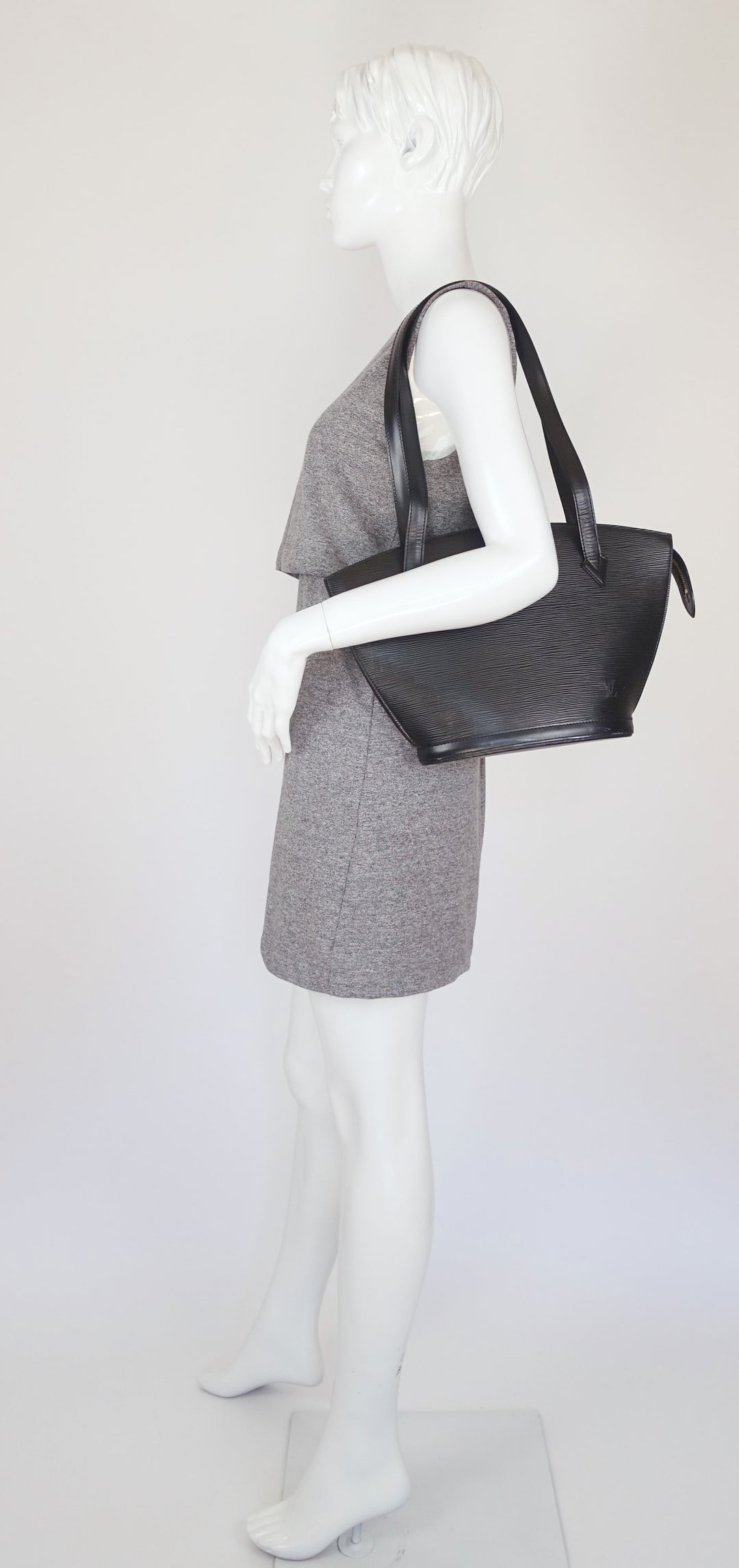 saint jacques gm epi leather shoulder bag