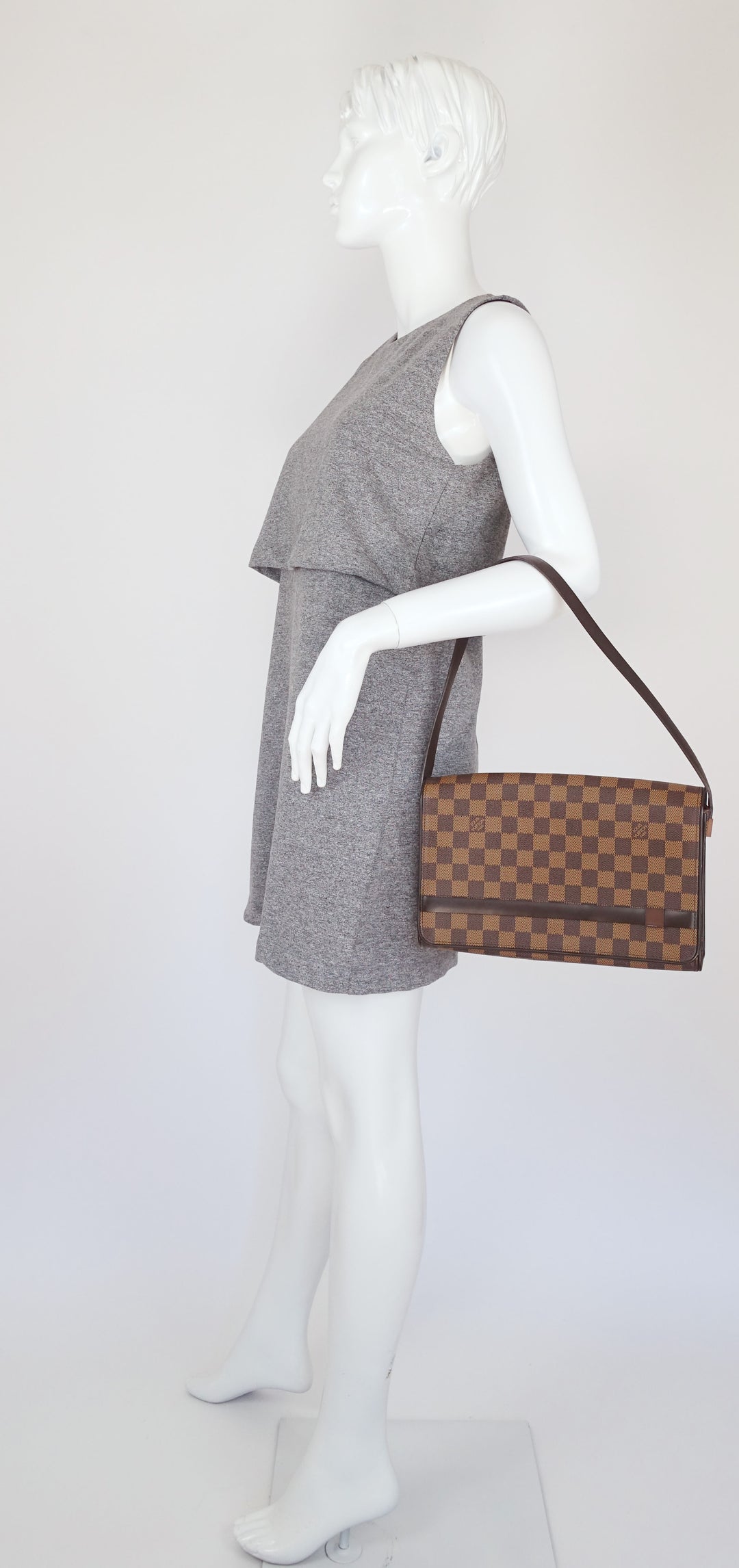 tribeca carre damier ebene canvas shoulder bag