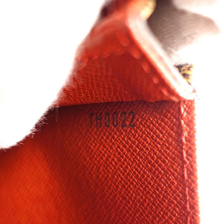 tribeca carre damier ebene canvas shoulder bag