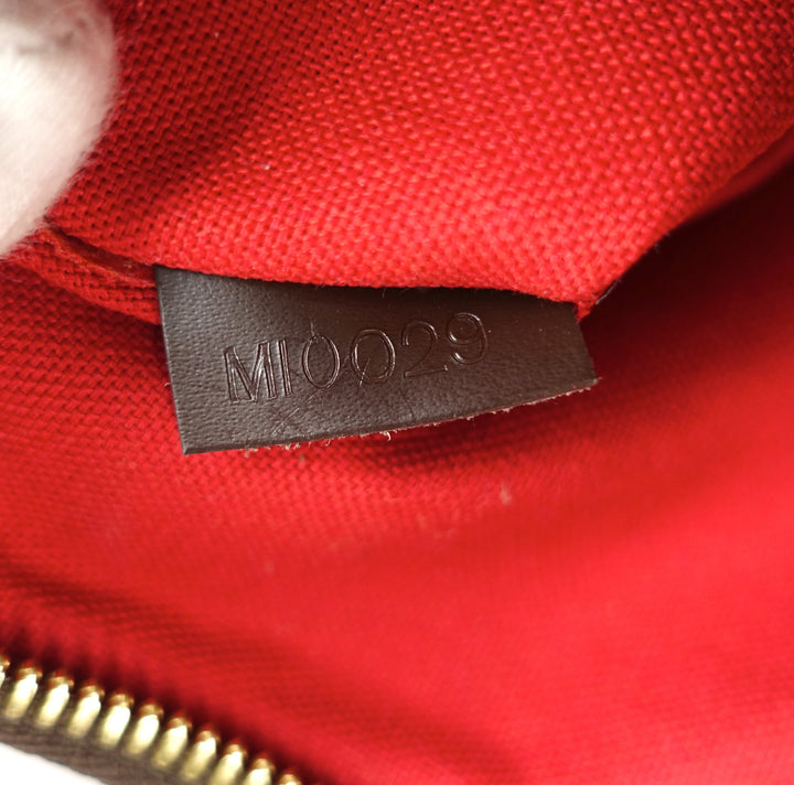 thames gm damier ebene canvas shoulder bag
