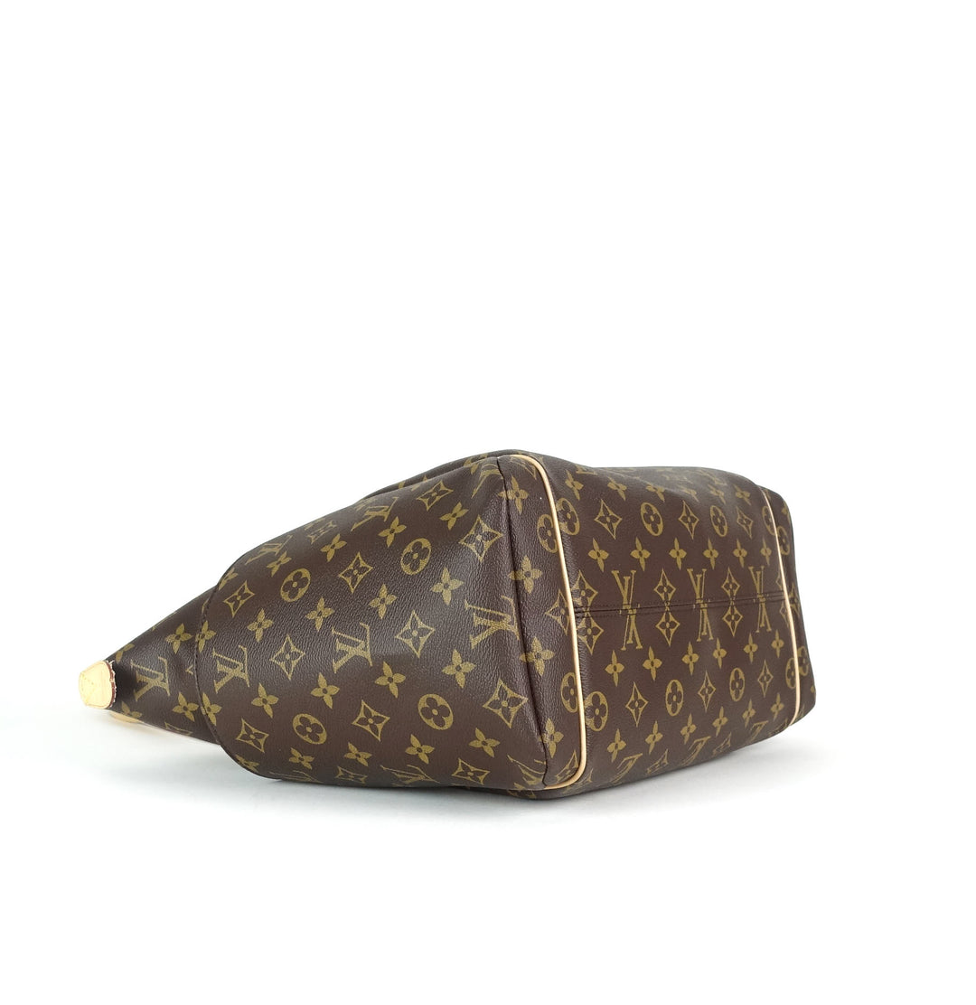 totally mm monogram canvas shoulder bag