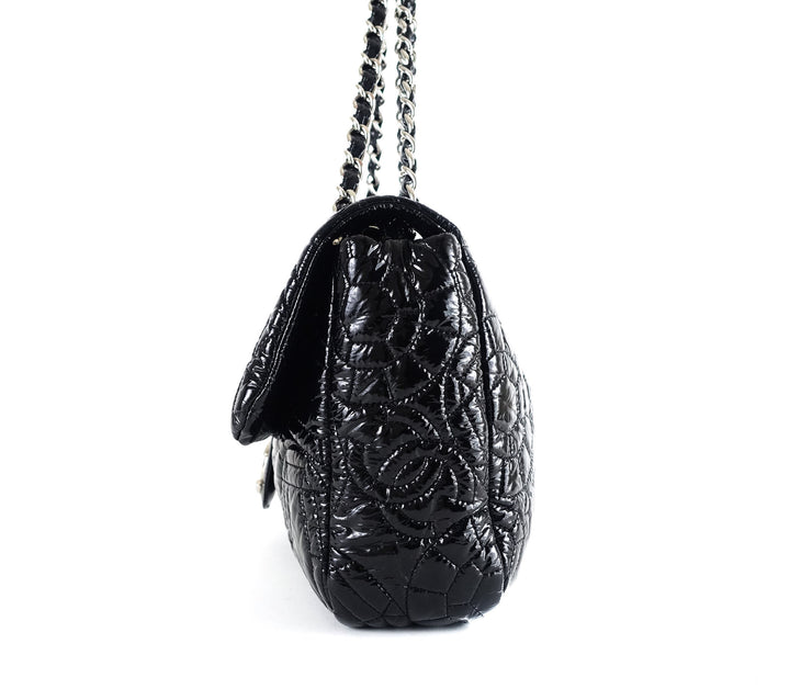 graphic edge patent vinyl shoulder bag