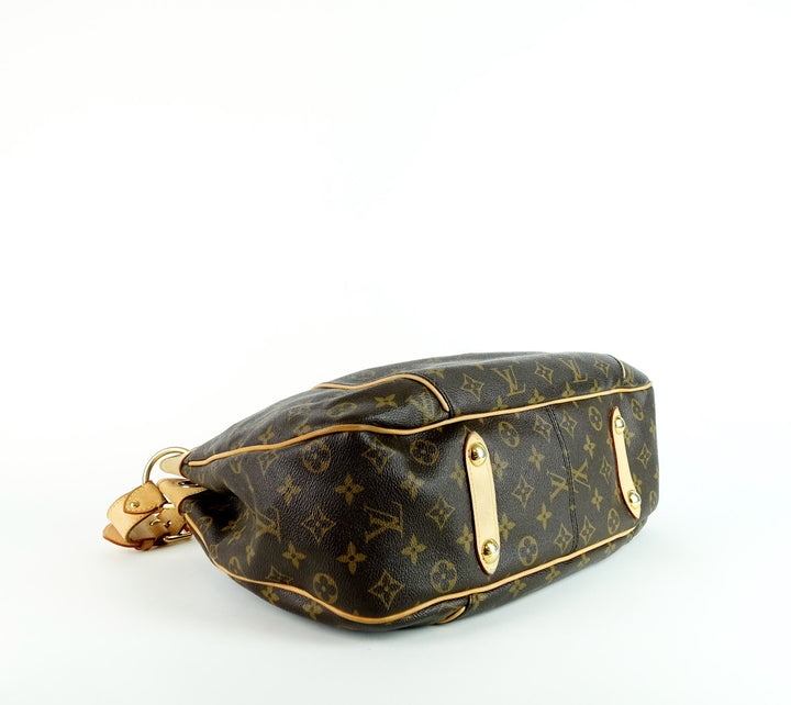 galliera pm monogram canvas shoulder bag