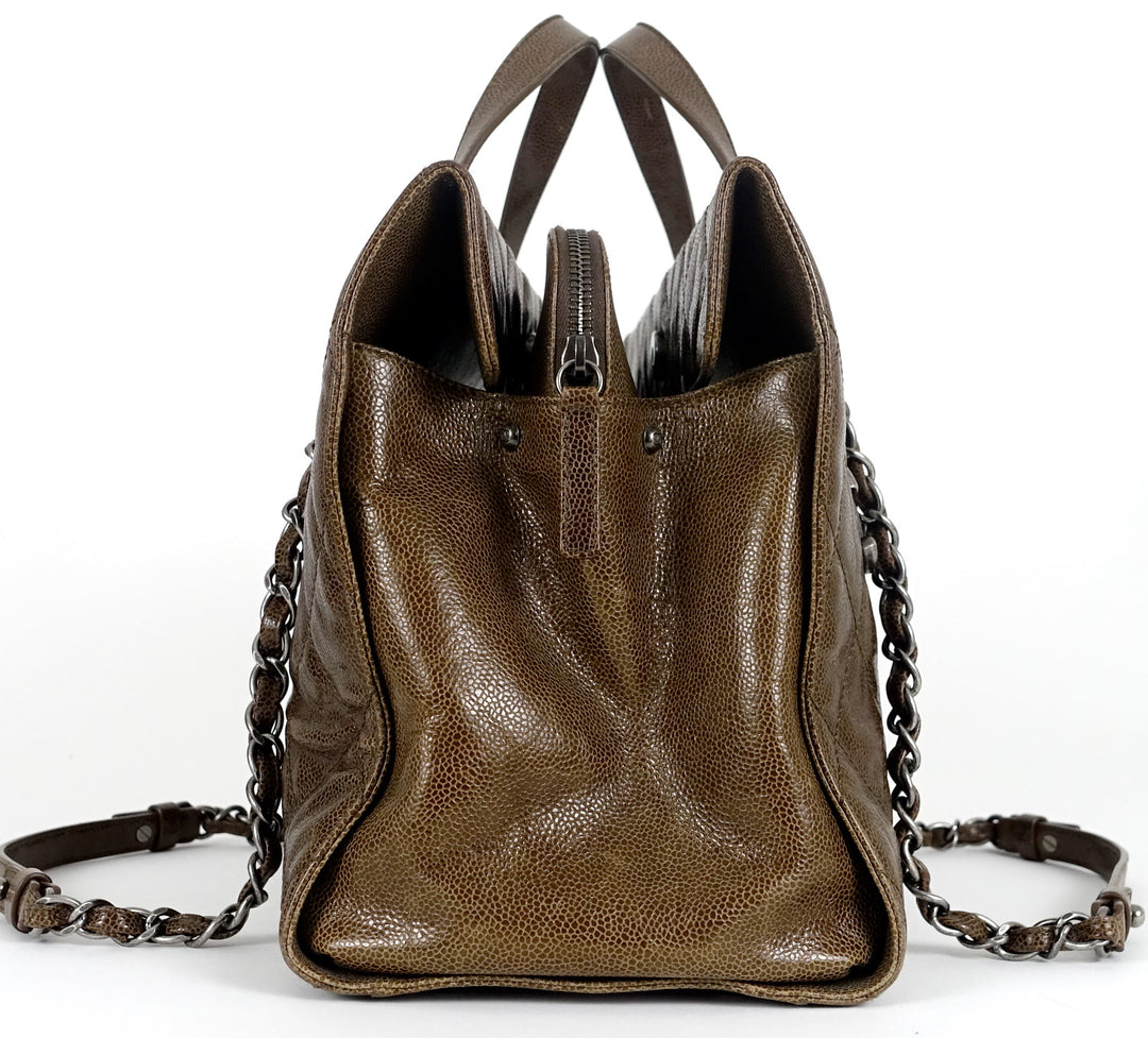 cc crave quilted glazed caviar leather tote bag
