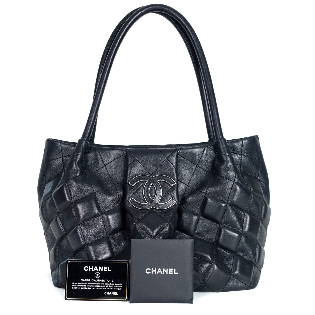 sloane square quilted calfskin leather shoulder bag