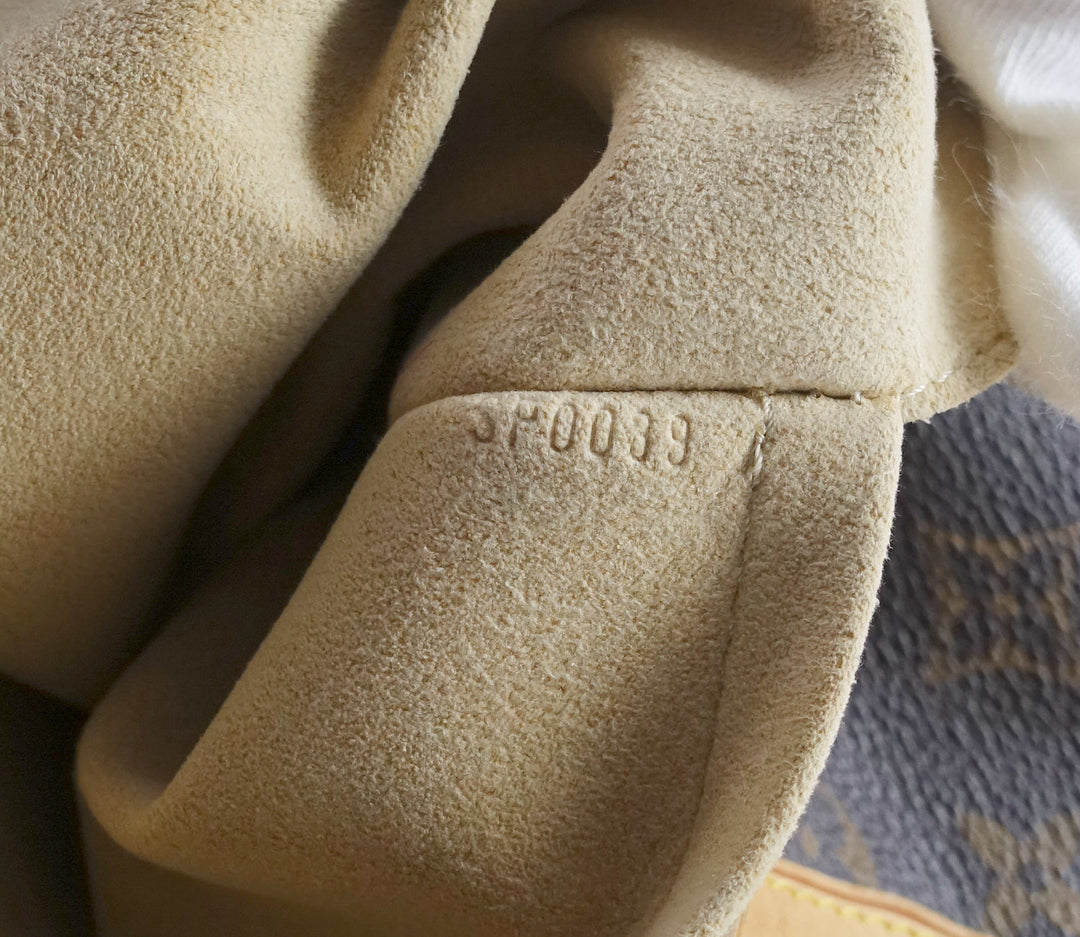 galliera gm monogram canvas shoulder bag