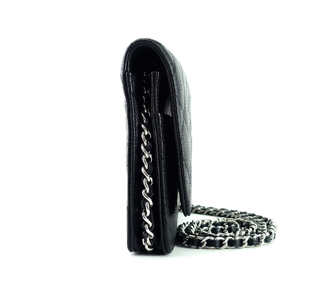 wallet on chain caviar leather bag