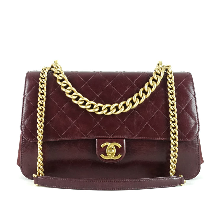 straight line calf leather flap bag