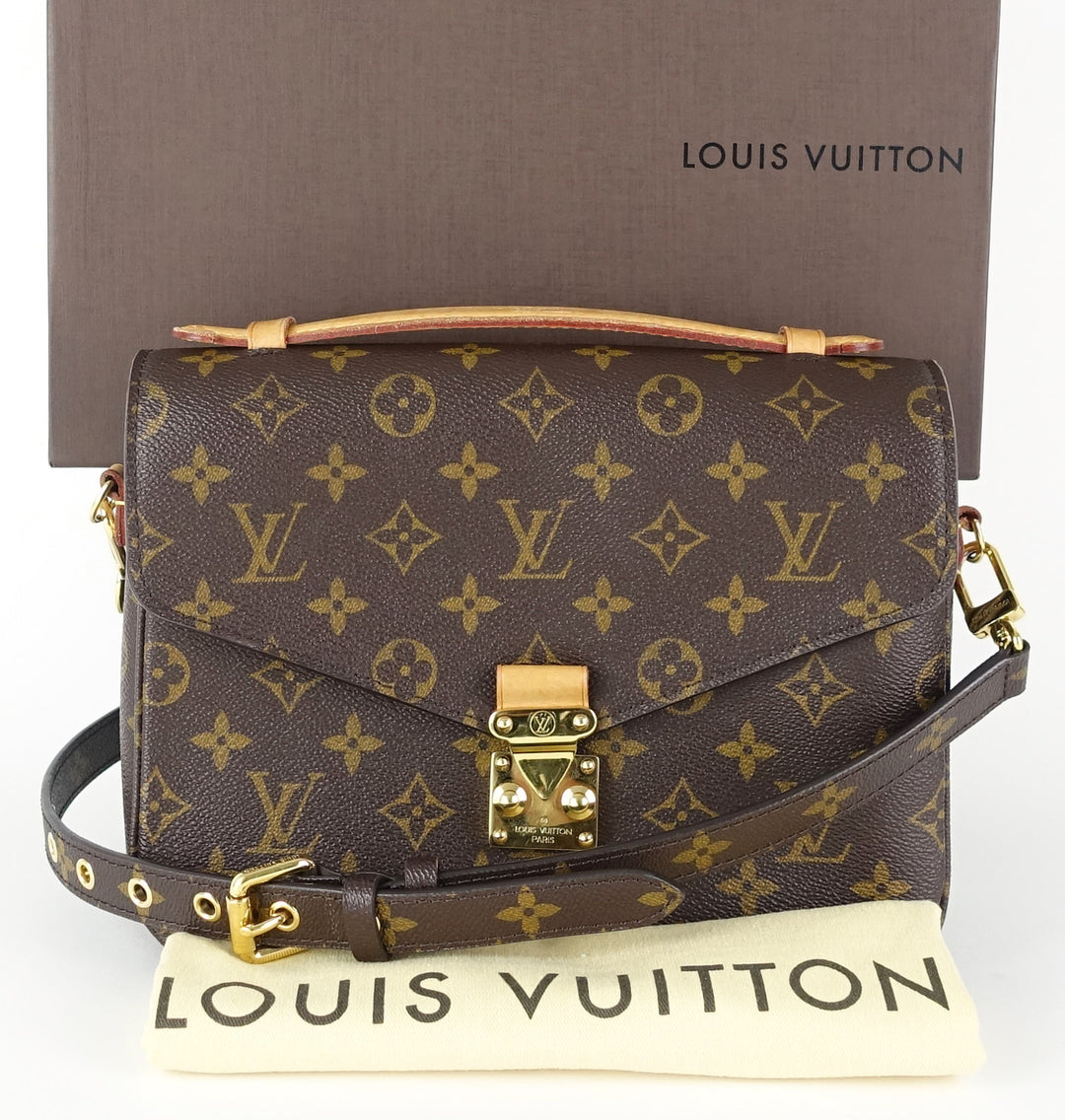 pochette metis monogram canvas shoulder bag