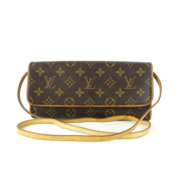 pochette twin gm monogram canvas shoulder bag